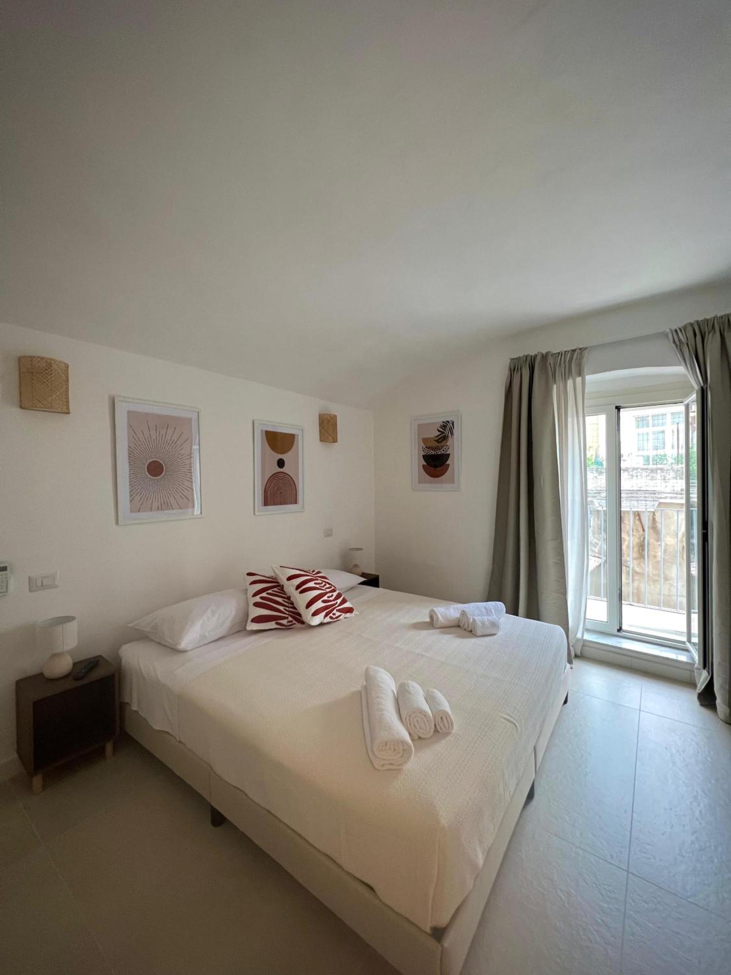 Badri Hotel Bari Buitenkant foto